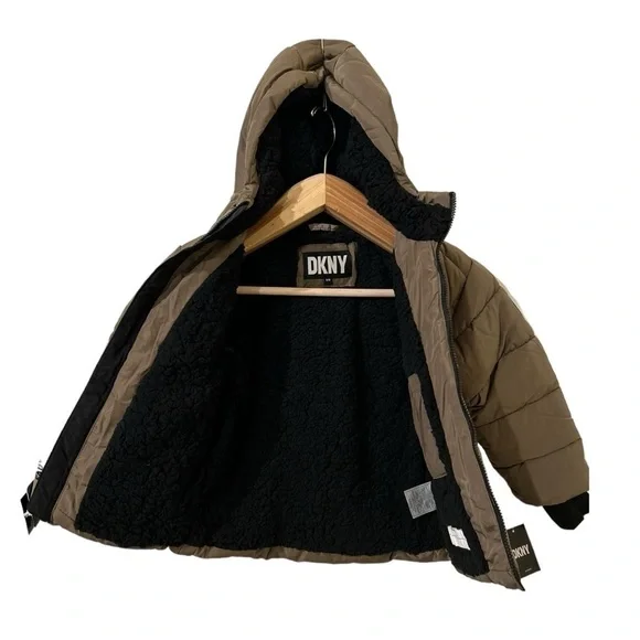 DKNY Kids 5/6 Winter Puffer Coat NWT - Picture 3 of 7